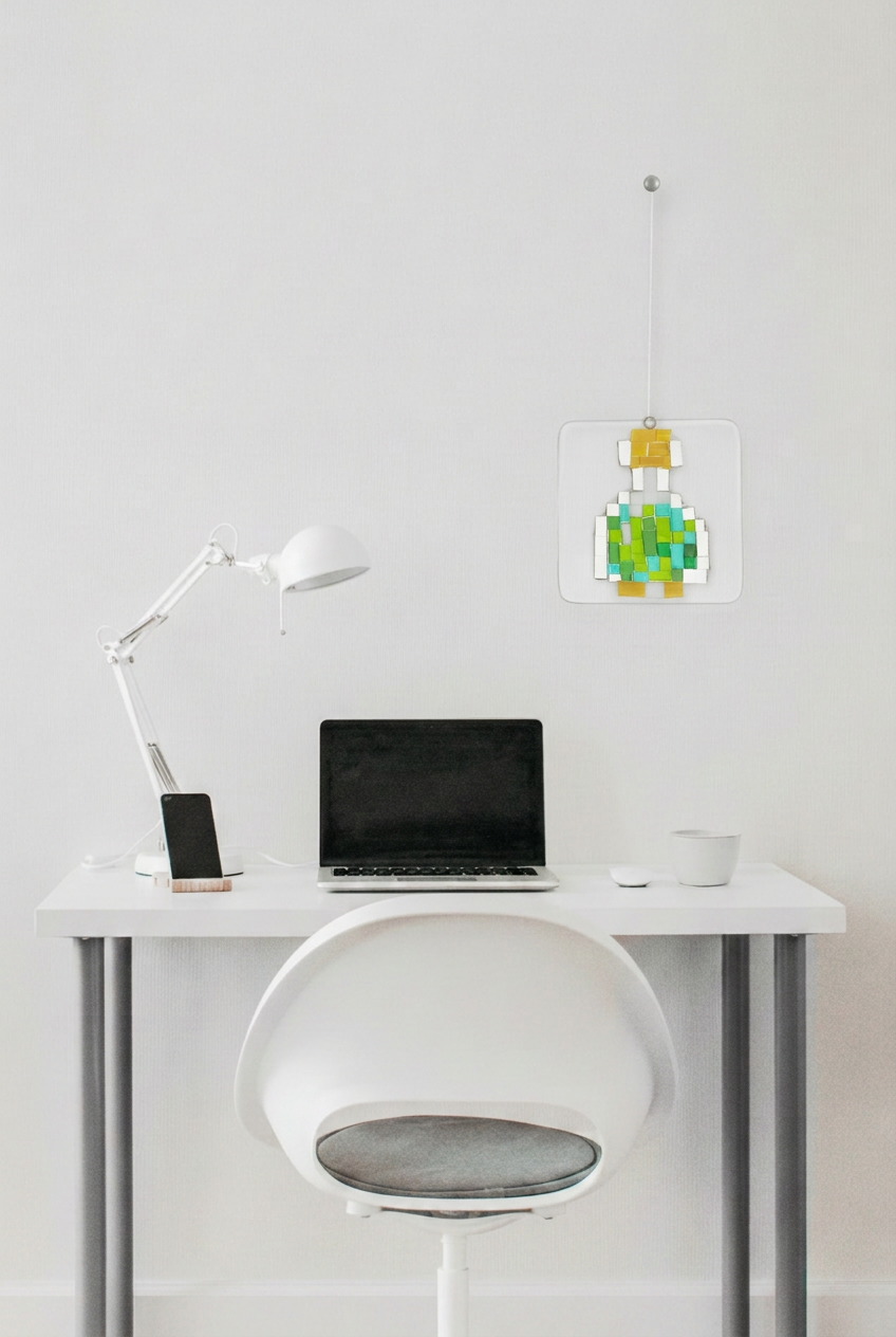 Bureau avec la mosaïque potion